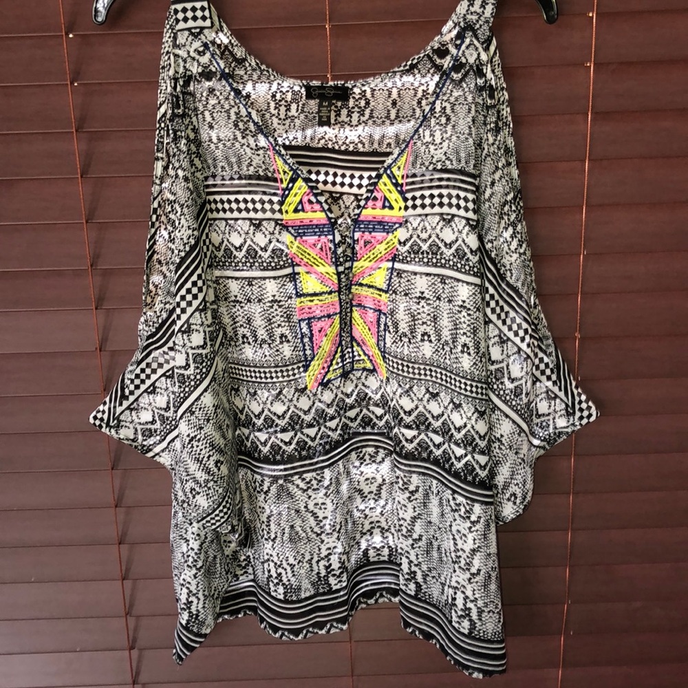 Jessica Simpson open shoulder top